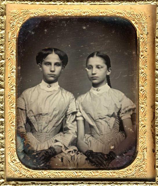 Louisa and Eleanor Nyde.jpg